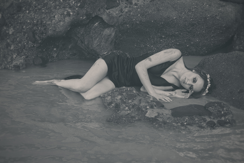 lyric-everly-melodee-tonti-dark-fairy-tale-11