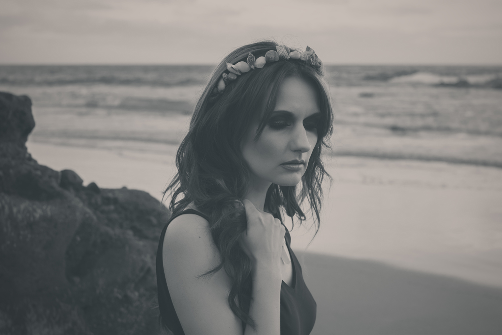 lyric-everly-melodee-tonti-dark-fairy-tale-12