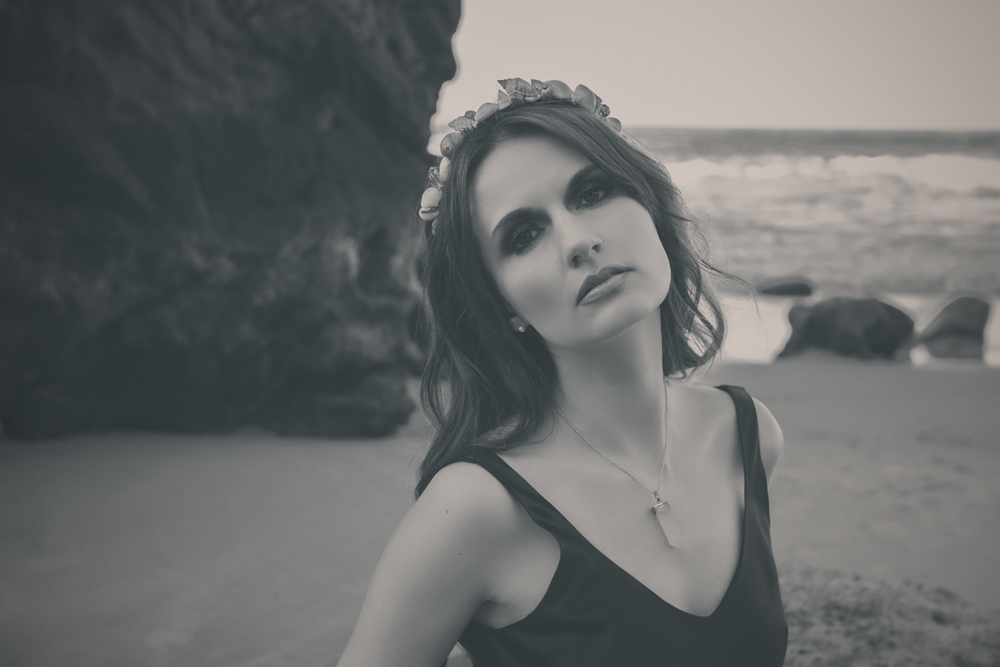 lyric-everly-melodee-tonti-dark-fairy-tale-8